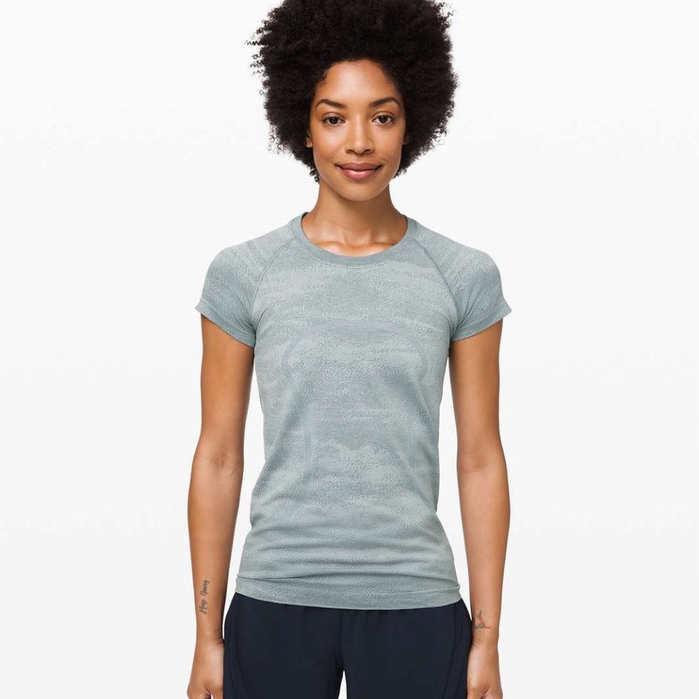 Lululemon Swiftly Speed Short Sleeve size 6